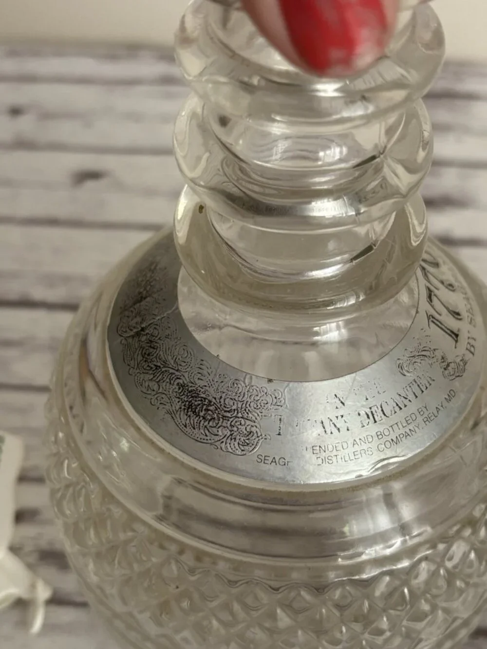 Beautiful Tiffany & Co. Seagrams 1776 Vintage Crystal Decanter